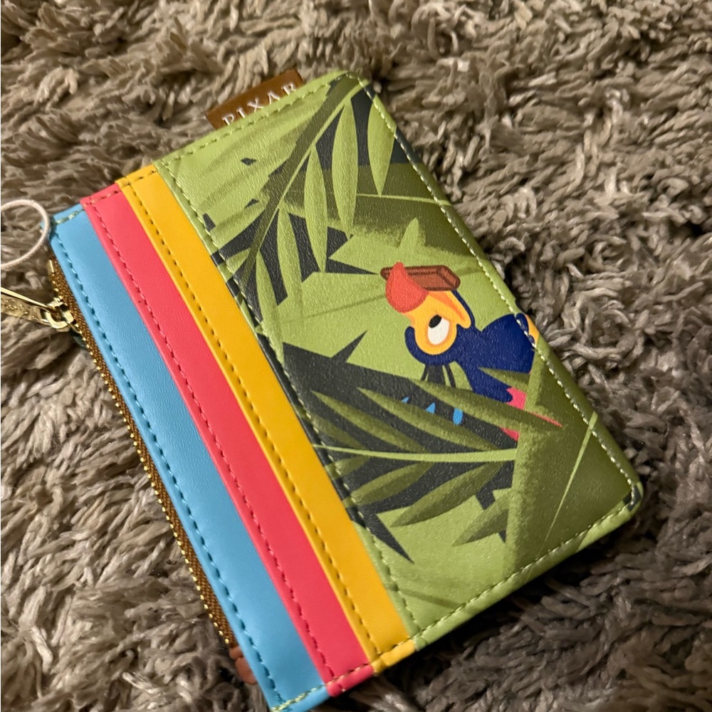 Loungefly Pixar Bird Card Holder - Green and Orange RARE - Picture 3 of 5